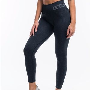 ECHT Arise Scrunch Leggings in Navy